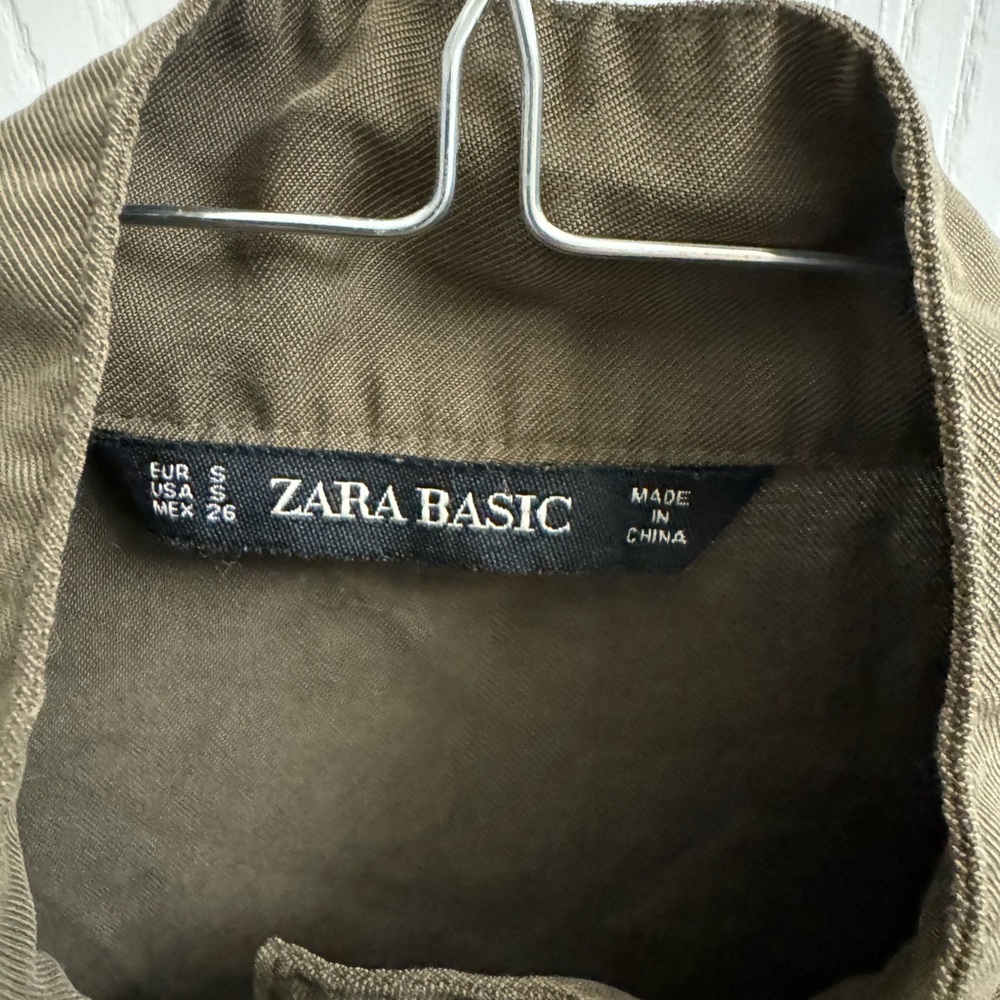 Zara Basic Green Button Up - image 7